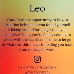 Meet your Posher, Tee